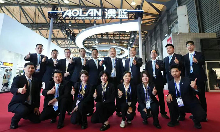 Exhibition Recap: Aolan Shines at CR Expo 2025, Celebrating Industry Highlights Together