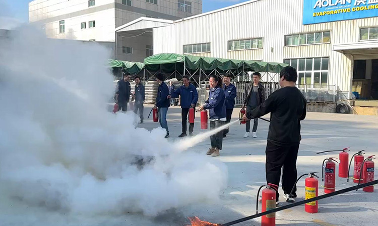 Actual drills to improve self-rescue capabilities - Aolan conducts annual fire drills